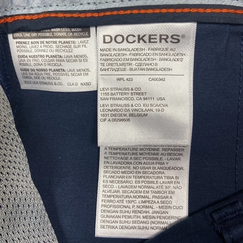 Men’s Navy Blue Docker’s Supreme Flex Ultimate Short - Picture 9 of 10